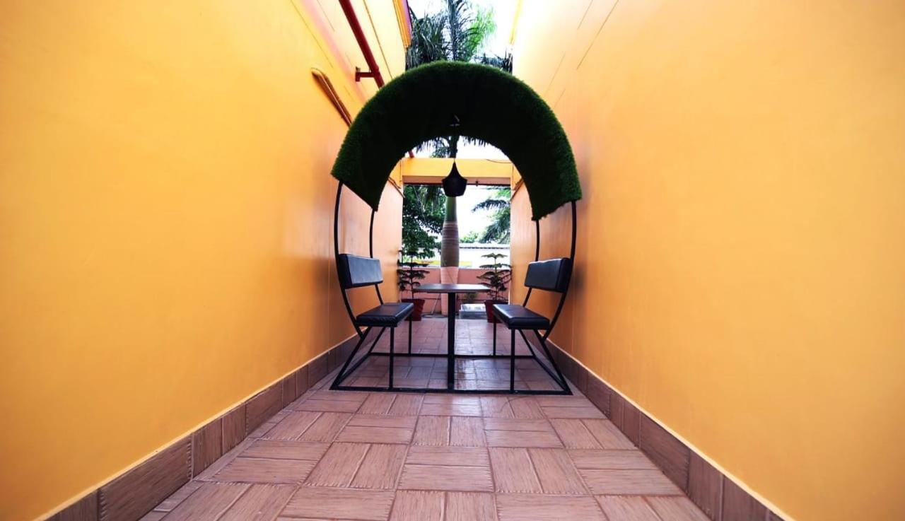Tampara Resort Chatrapur Exteriör bild